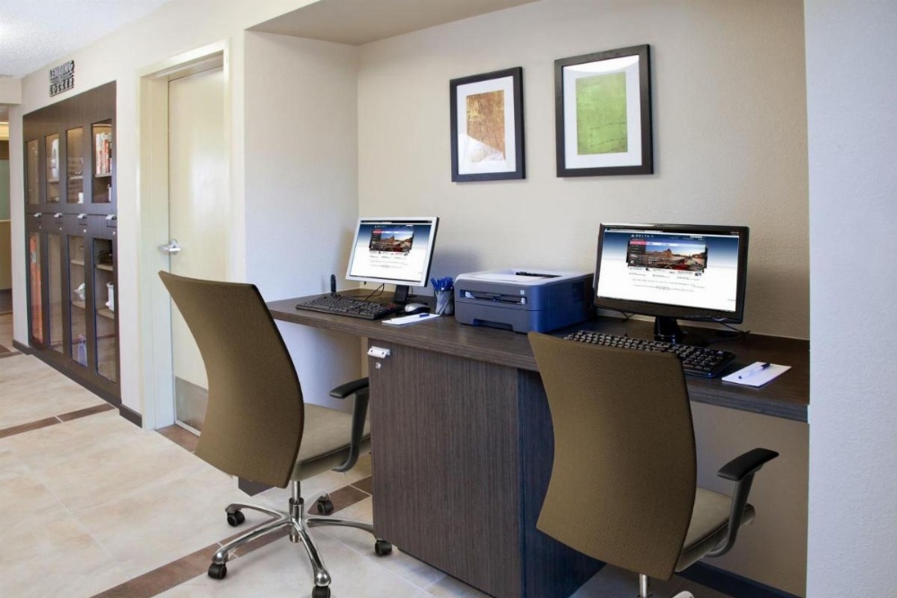 Candlewood Suites Sayre Image 19